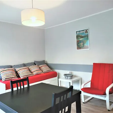 Moderne A Aix-les-bains, Proche Centre-ville Et Thermes, Avec Balcon Et Fibre Optique ! - Fr-1-555-37 * Aix-les-Bains